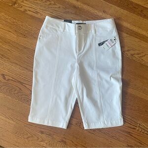INC white Shorts Bermuda sz6 New